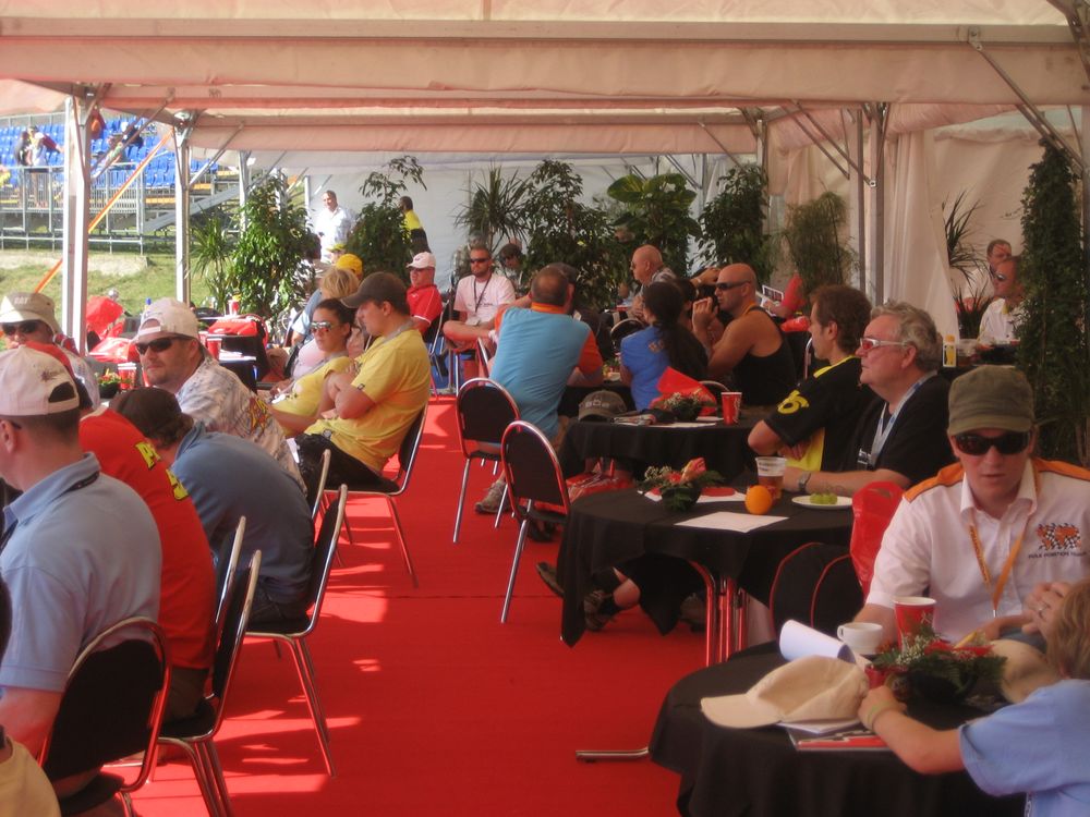 party-stany-nabytek_23