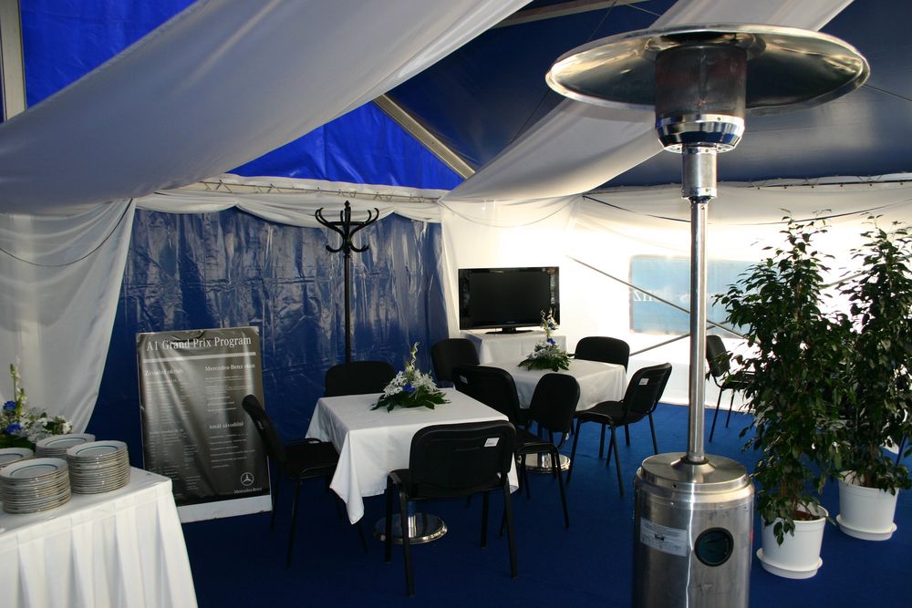 party stany podlahy 07